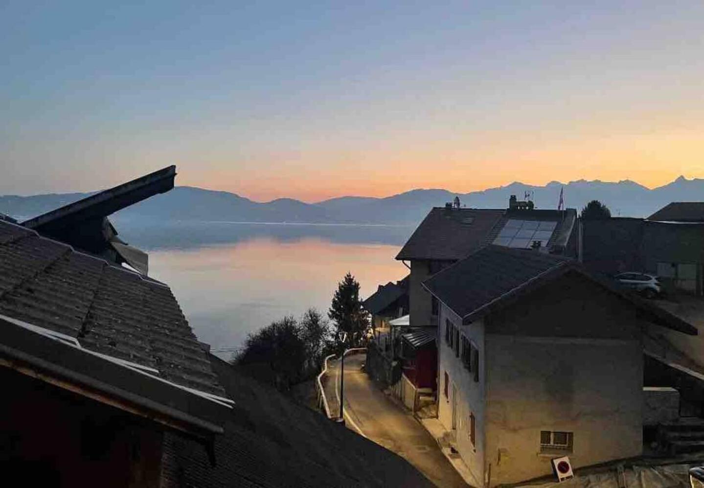 Chez Malou & Hugo Vue Lac Proche Suisse & Stations ! Saint-Gingolph Dış mekan fotoğraf